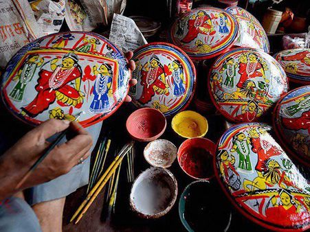 লক্ষ্মীপুজোর দিনে এমন কিছু কাজ যা নিয়ে বাঙালি বরাবরই আবেগপ্রবণ