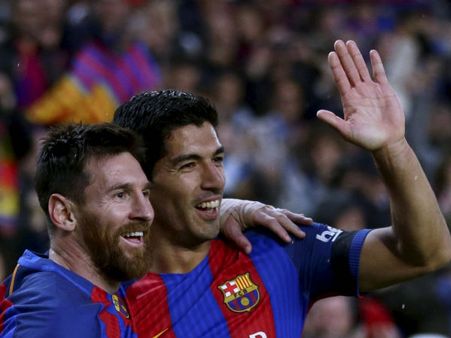 এল ক্লাসিকো: মাঠের বাইরেও নেতা মেসি- দেখুন সুয়ারেজের সঙ্গে জয় উদযাপনের অভিনব ছবি