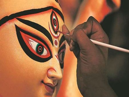 আজ মহালয়া, দেবীপক্ষের সূচনায় দূর্গা-আরাধনার আগমনী 