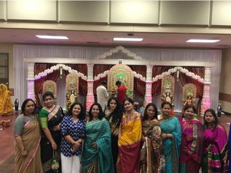 বঙ্গে পুজো শেষ কিন্তু আটলান্টায় শুরু পুজো, ট্রাম্পের দেশে দুর্গাবন্দনায় মাতল পূর্বাশা