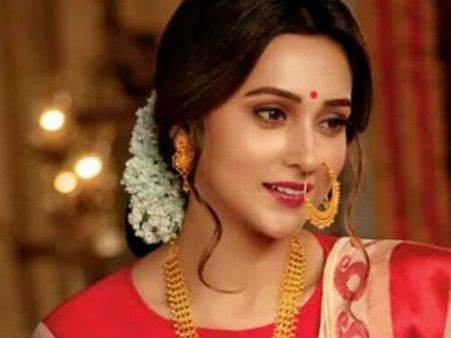 দুর্গাপুজোর সপ্তমীতে মিমির বিশেষ শুভেচ্ছ! দেখুন ভিডিও