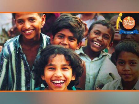 সমাজ সেবার এমন সুযোগ হাতছাড়া করবেন না, অংশ নিন সপ্তাহব্যাপী 'দান উৎসবে'