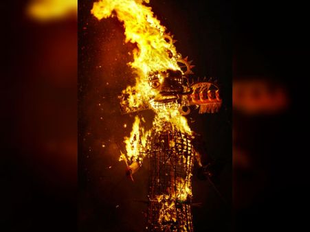 রাষ্ট্রপতি দিলেন বাংলায় বার্তা, বিজয়া দশমীর শুভেচ্ছা জানালেন মোদি, মমতা, রাহুলও