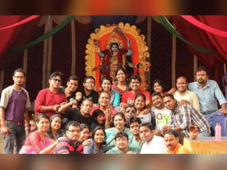 বেঙ্গালুরুর দীর্ঘতম কালীপ্রতিমা এবার হট্টোগোলের পুজোয়! উচ্ছ্বসিত উদ্যোক্তারা