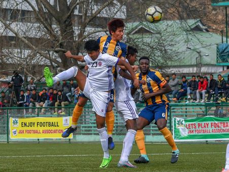 কারফিউ থেকে ফ্লাডলাইটে - মোহনবাগানের পরের প্রতিপক্ষ রিয়াল কাশ্মীরের অবিশ্বাস্য উত্থানের কাহিনি