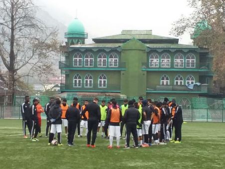 আই লিগ: ভূস্বর্গে মোহনবাগান! কাশ্মীরিদের মন ভেঙে চিরপ্রতিদ্বন্দ্বীদের টপকে যাওয়ার হাতছানি
