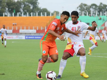 আই-লিগ ২০১৮-১৯: ফের পাহাড়ে আমনাহীন লাল-হলুদ! চেন্নাই-হোঁচট ভুলে জয়ে ফিরতে চান মেনেন্দেজ