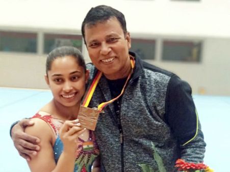 টোকিও অলিম্পিকের আরও কাছে! বিশ্বকাপের আসরে ব্রোঞ্জ পদক জিতলেন দীপা কর্মকার