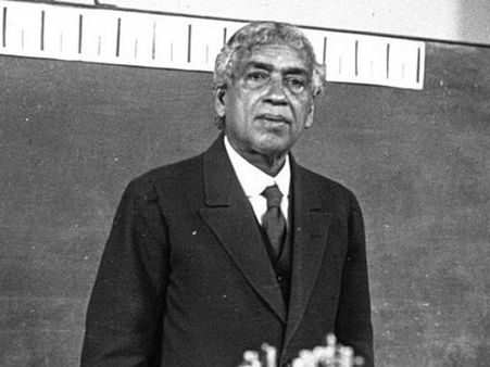 ব্রিটিশ পাউন্ডে থাকতে পারে বাঙালি বিজ্ঞানী জগদীশ বসুর ছবি!