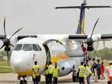 নির্দিষ্ট হোক ভাড়া! বিমান পরিবহণমন্ত্রীকে চিঠি দিলেন উদ্বিগ্ন মুখ্যমন্ত্রী