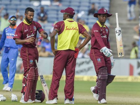 শেষ ম্যাচে টসে জিতে আগে ব্য়াট করছে ওয়েস্ট ইন্ডিজ, উইকেট নিয়ে ভিন্ন মত বিরাট-হোল্ডারের