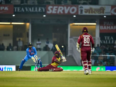 চেন্নাইয়ে শেষ লড়াই! টসে জিতল ওয়েস্ট ইন্ডিজ, আগে ব্যাটের সিদ্ধান্ত, ভারতীয় দলে ফিরলেন 'ঘরের ছেলে'