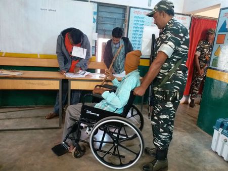 ছত্তিশগড়ে দ্বিতীয় দফা! বিকেল ৪ টে পর্যন্ত ভোট পড়ল ৫৮.৪৭%