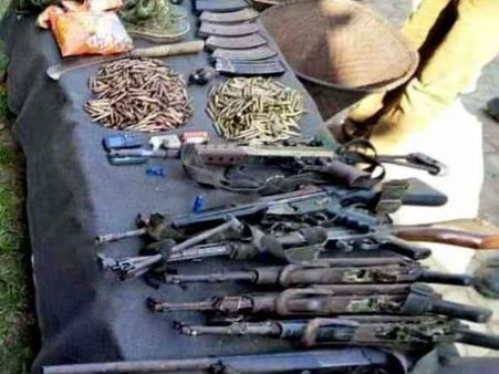 ফের উত্তেজনা ছড়ালো অসমে! গণপিটুনিতে মৃত্যু দুই সন্দেহভাজনের, উদ্ধার প্রচুর অস্ত্রশস্ত্র