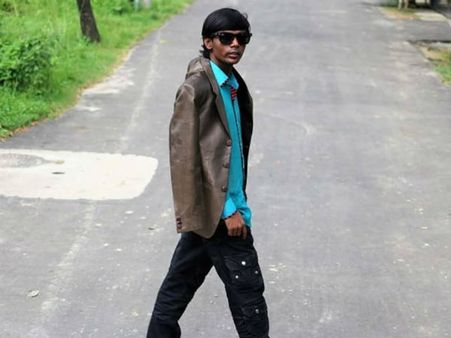 হিরো আলমের সম্পত্তি-আয়ের পরিমাণ জানেন! বাংলাদেশ নির্বাচনে এই প্রার্থী অবাক করছেন