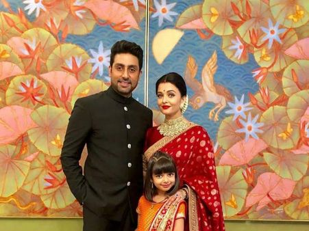 আম্বানিদের বিয়েতে অমিতাভকে কেন খাবার পরিবেশন করতে হয়েছে! উত্তর দিলেন অভিষেক