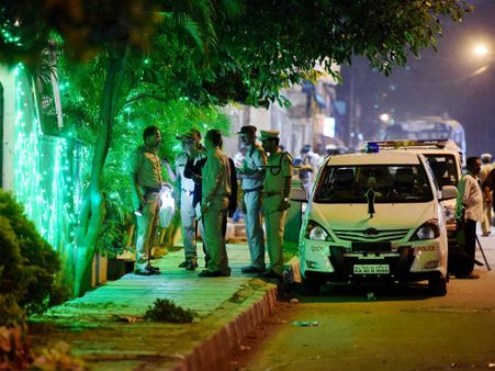 বর্ষবরণের রাতে উৎসবমুখর জনতার জন্য নয়া প্ল্যান বেঙ্গালুরু পুলিশের