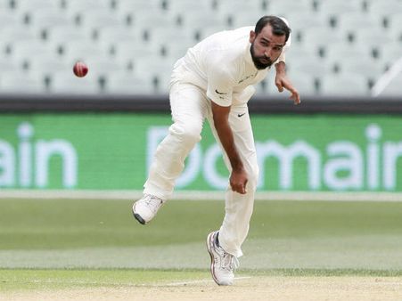 অস্ট্রেলিয়া বনাম ভারত, পার্থ টেস্ট: শামির ৬ উইকেট! ভারতের সামনে দেড় দিনের কঠিন লড়াই