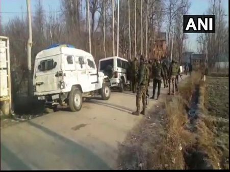 সেনা থেকে পালিয়ে হিজবুলে যোগ দেওয়া জঙ্গিকে এনকাউন্টার কাশ্মীরে, খতম মোট তিন জঙ্গি