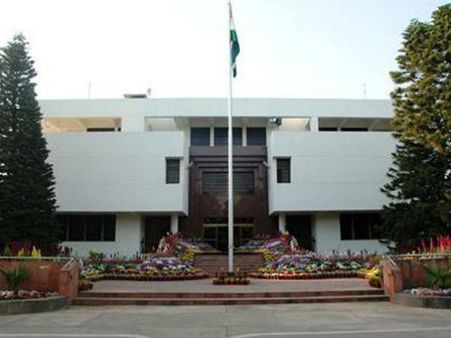 পাকিস্তানে ‘নজরবন্দি’ ভারতীয়রা নিত্য হেনস্থার শিকার! ইসলামাবাদকে বার্তা দিল্লির