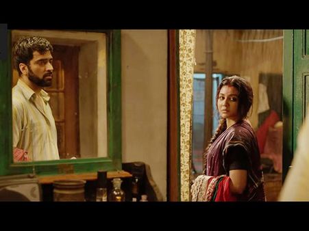 ভালোবাসার মানুষটিকে আবার ফিরে পেলে কি ছাড়া যায়! উত্তরের খোঁজ দিল এই ভিডিও