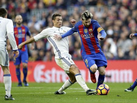 ও কমফোর্ট জোন থেকে বের হয় না - ইতালি থেকে মেসিকে নয়া চ্য়ালেঞ্জ ছুঁড়ে দিলেন ক্রিশ্চিয়ানো রোনাল্ডো