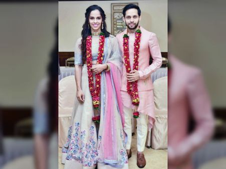 জীবনের সেরা জুটি! দেখুন সাইনা-কাশ্যপের বিবাহের ফটো অ্যালবাম