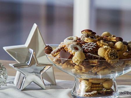 আসছে ক্রিসমাস! রানি পছন্দের খাবারের তালিকা জানলে জিভে জল আসবে আপনারও