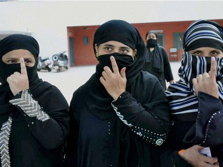 মধ্যপ্রাচ্যে অনলাইনে রমরমিয়ে চলছে মহিলা কেনাবেচা, 'আধুনিক দাসত্ব' নিয়ে রিপোর্টে চাঞ্চল্য