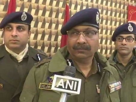 বড় সাফল্য সেনার! কাশ্মীরের সবচেয়ে সন্ত্রাসপ্রবণ জেলাকে 'জঙ্গি মুক্ত' ঘোষণা সেনার