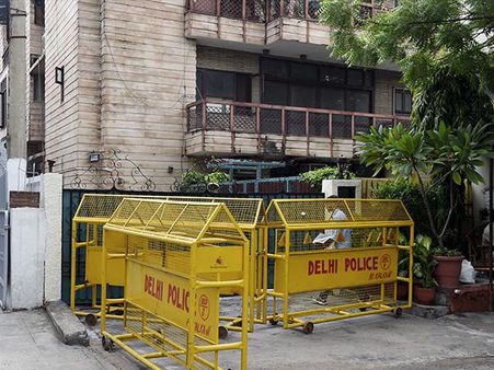 বর্ষবরণের রাতে প্রাক্তন বিধায়কের গুলি! ফার্ম হাউসে যা অবস্থা হল মহিলার