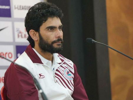 কলকাতা ডার্বিতে ফের খালিদ, প্রাক্তন দলের বিরুদ্ধে কি বদলার ম্যাচ - কী জানালেন সবুজ মেরুন কোচ