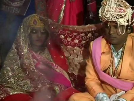 মালা বদলের মুহূর্তে গুলি খেলেন পাত্রী, দিল্লিতে বিয়েবাড়িতে ধুন্ধুমার