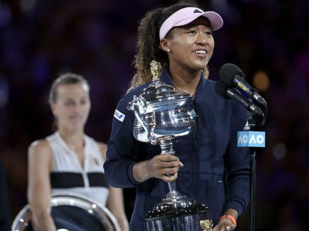 অস্ট্রেলিয়ান ওপেনে জাপানি ইতিহাস! চেক প্রতিদ্বন্দ্বীকে অবদমিত করে শীর্ষে উঠে এলেন ওসাকা