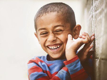 হাসি দিয়ে দিন শুরু করুন, শুতে যাওয়ার আগেও হাসুন, কী ফল পাবেন, জানুন