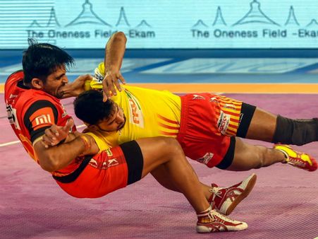 প্রো কবাডির লড়াইয়ে প্রথম দিনের বিজয়ী কারা? দ্বিতীয় দিন কাদের ম্যাচ দেখে নিন