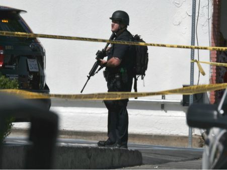 আমেরিকায় ফের বন্দুকবাজের হামলা, ক্যালিফোর্নিয়ায় নিহত ৩