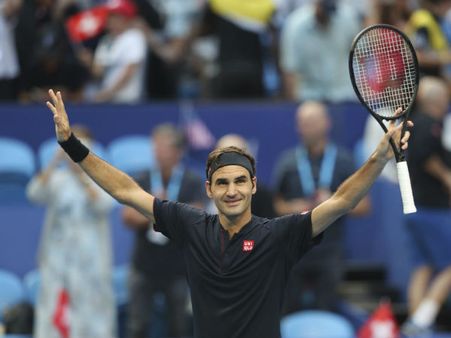 বছরের শুরুতেই দেশকে ফাইনালে তুললেন ফেডেরার, জিতেও পারলেন না সেরেনা