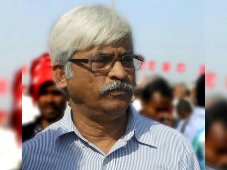 ডিইএলইডি-র পরীক্ষা বাতিল করা যাবে না, শিক্ষামন্ত্রী-কে চিঠি দিয়ে জোর সওয়াল সুজন চক্রবর্তীর