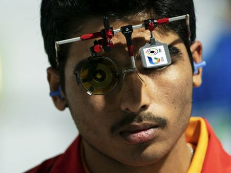 সৌরভও ভাঙলেন বিশ্বরেকর্ড! শ্যুটিং বিশ্বকাপে আরও এক সোনা এল ভারতের ঘরে