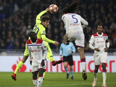 বর্ণহীন মেসি, ফিকে হল বার্সেলোনাও! বাগে পেয়েও বায়ার্নের বিরুদ্ধে সুযোগ হারাল ক্লপের দলও