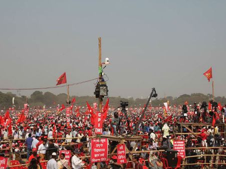 আসছে লাল ঝড়, নিম্নচাপ তৈরি হয়েছে বঙ্গের আকাশে! ব্রিগেড থেকে বার্তা সূর্যকান্তের