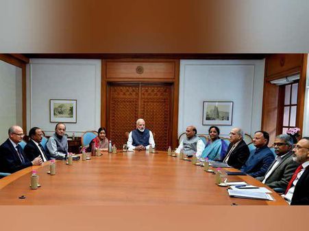 পাকিস্তানে ২১ মিনিট ধরে বোমা বর্ষণে ১০০ শতাংশ সফল বায়ুসেনা! উচ্চপর্যায়ের বৈঠক মোদী-মন্ত্রিসভার