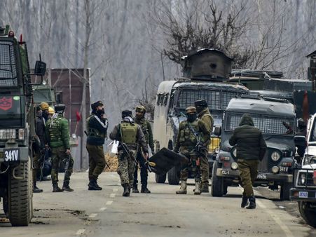 যুদ্ধবিরতি মিছিল এপিডিআরের, আরএসএসের বিরুদ্ধে হামলার অভিযোগে উত্তেজনা