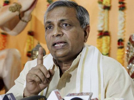 'দেশদ্রোহী'-দের আখড়া পশ্চিমবঙ্গ, মমতার সরকারকে তোপ বিশ্ব হিন্দু পরিষদের নেতার