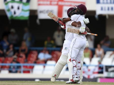 ফের নাস্তানাবুদ ইংল্যান্ড, এবার হার ১০ উইকেটে! ১০ বছর পর উইসডেন ট্রফি হোল্ডারদের হাতে