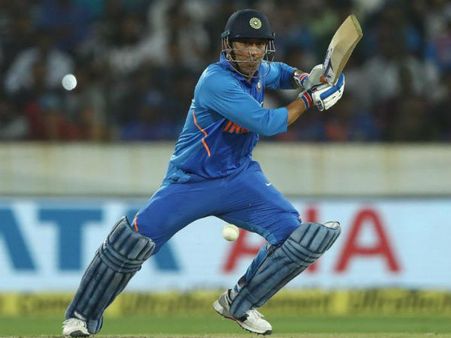 টি-২০-তে হারের বদলা, প্রথম একদিনের ম্যাচেই অজি বাহিনীকে মাত বিরাট বাহিনীর