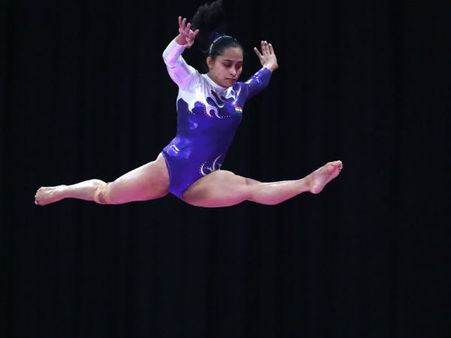 দীপা কর্মকারকে 'সাসপেন্ড' করল আন্তর্জাতিক জিমন্যাস্টিক্স ফেডারেশন, কারণ নিয়ে ধোঁয়াশা