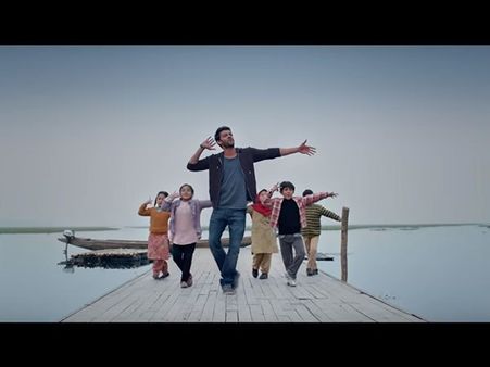 কাশ্মীরের বুকে ধূসর-নীল ক্যানভাসে বসন্তের রঙ লাগালো সলমনের ছবি 'নোটবুক'