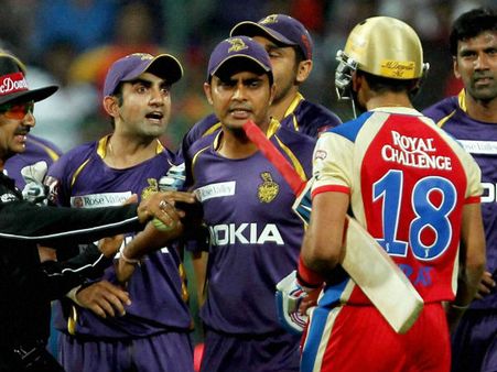 রোহিত বা ধোনির সঙ্গে তুলনাতেও আসেন না কোহলি! প্রাক্তন নাইট-অধিনায়কের মন্তব্যে পুরনো শত্রুতার রেশ